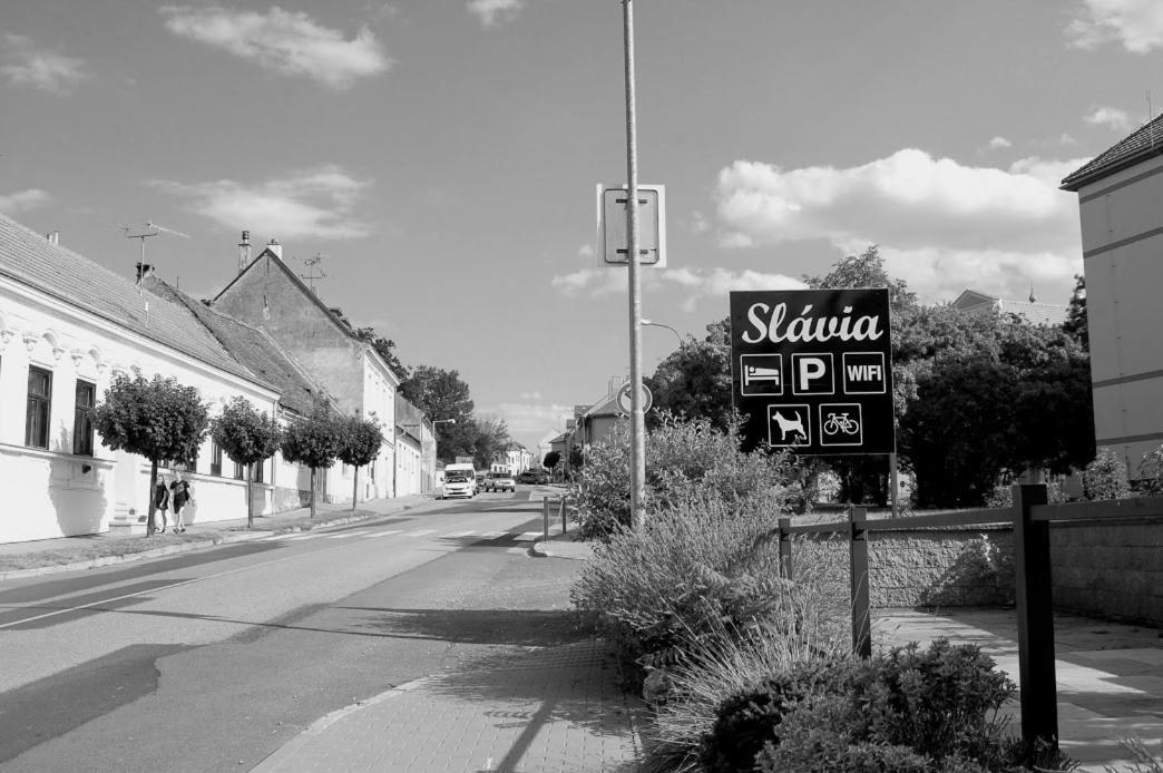 Slavia Penzion Mikulov Exterior photo